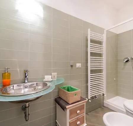 Mirea Apartment Florenz